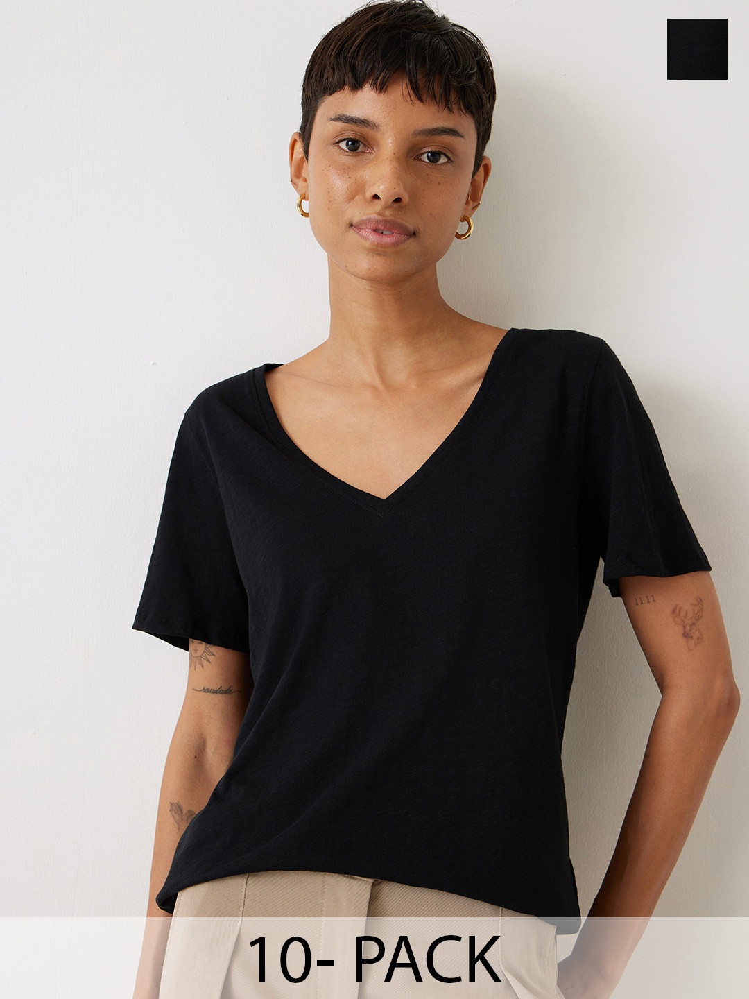 COLOR CAPITAL Pack Of 10 V-Neck T-Shirt, Black