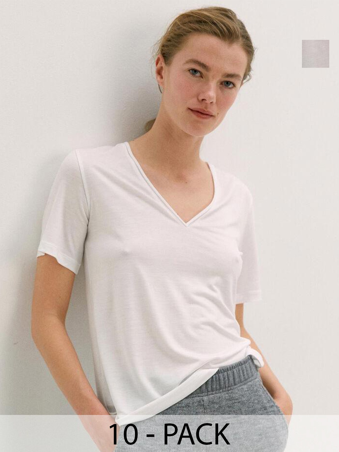 COLOR CAPITAL Pack Of 10 V-Neck Relaxed Fit T-shirts, White