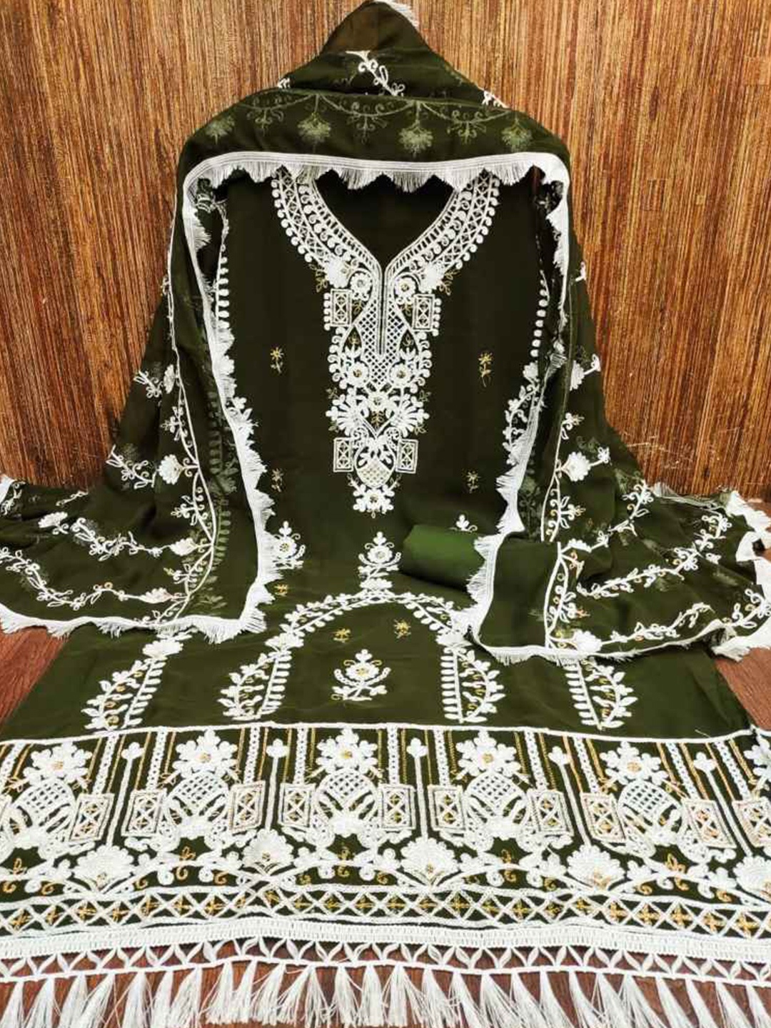 

faxofab Embroidered Unstitched Dress Material, Green