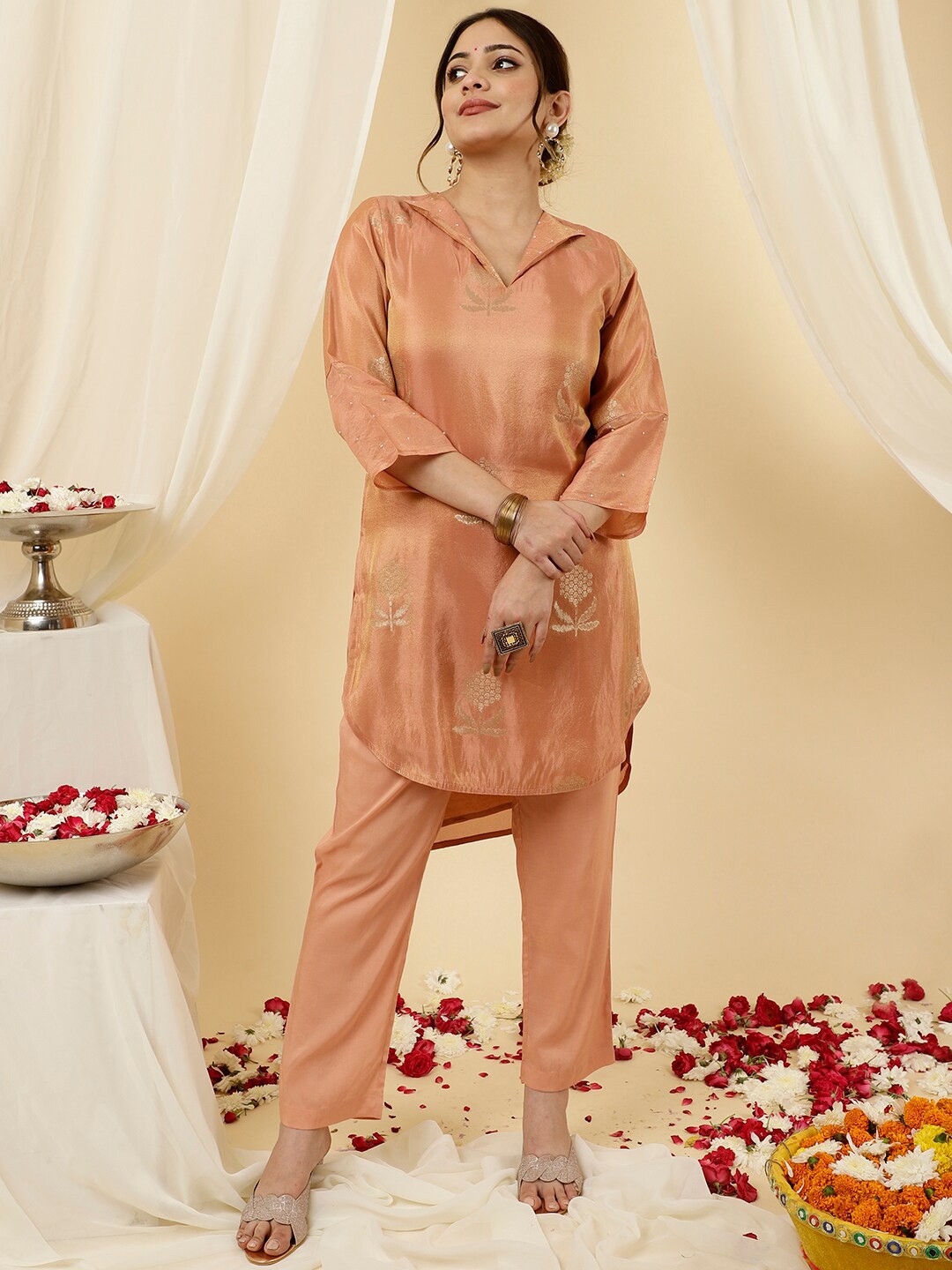 

Jaipur Kurti V Neck Ethnic Motifs Regular Pure Silk Straight Kurta with Trousers, Peach