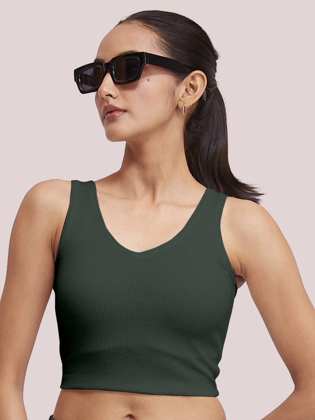 

BerryBird Cotton V-Neck Sleeveless Opaque Fitted Crop Top, Green
