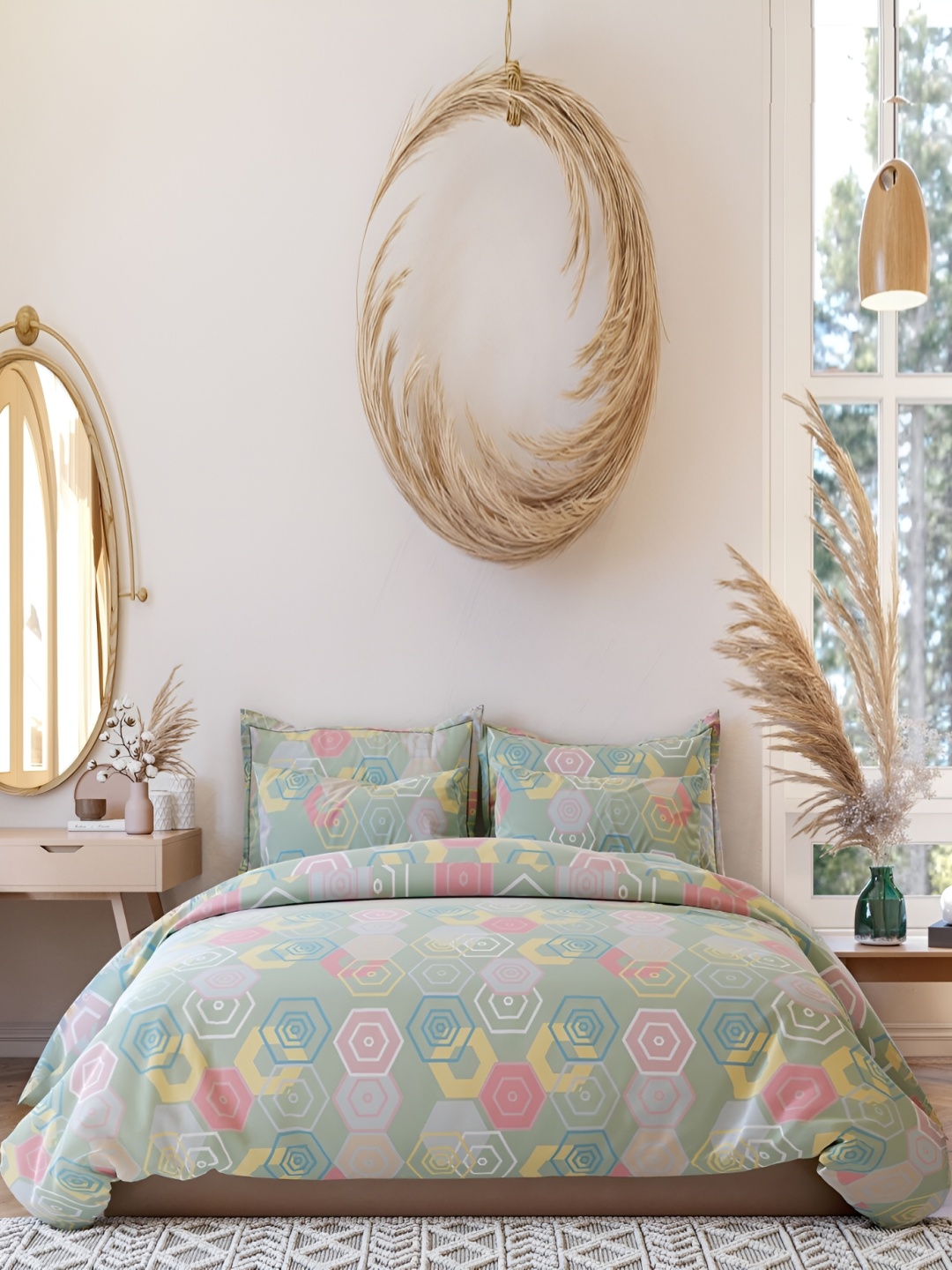 

THE HOME STYLE Green 300 TC Cotton Queen Bedsheet with 2 Pillow Covers