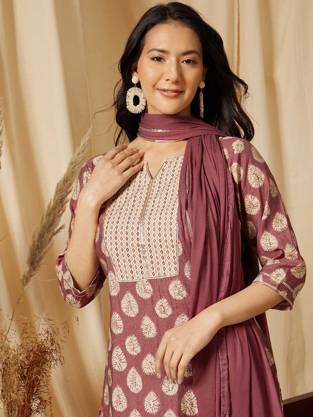 

Ginni Arora Label Notch Neck Ethnic Printed Chanderi Silk Kurta with Trouser & Dupatta, Maroon