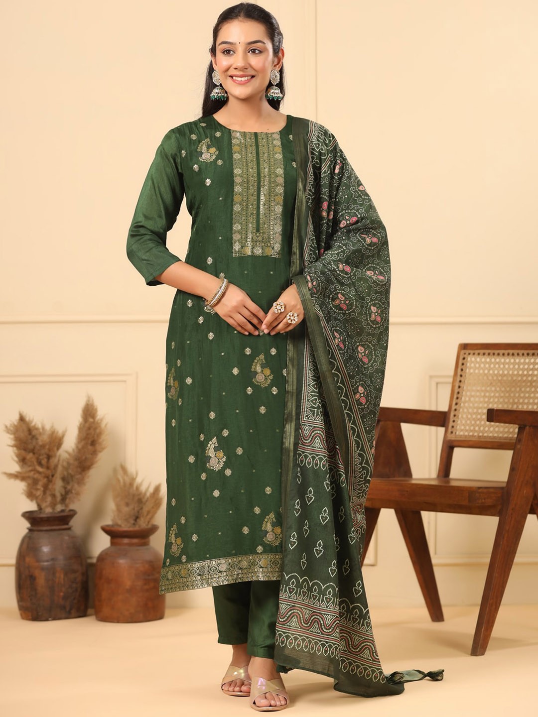 

FASHOR Floral Woven Design Regular Straight Kurta With Trousers & Dupatta, Green
