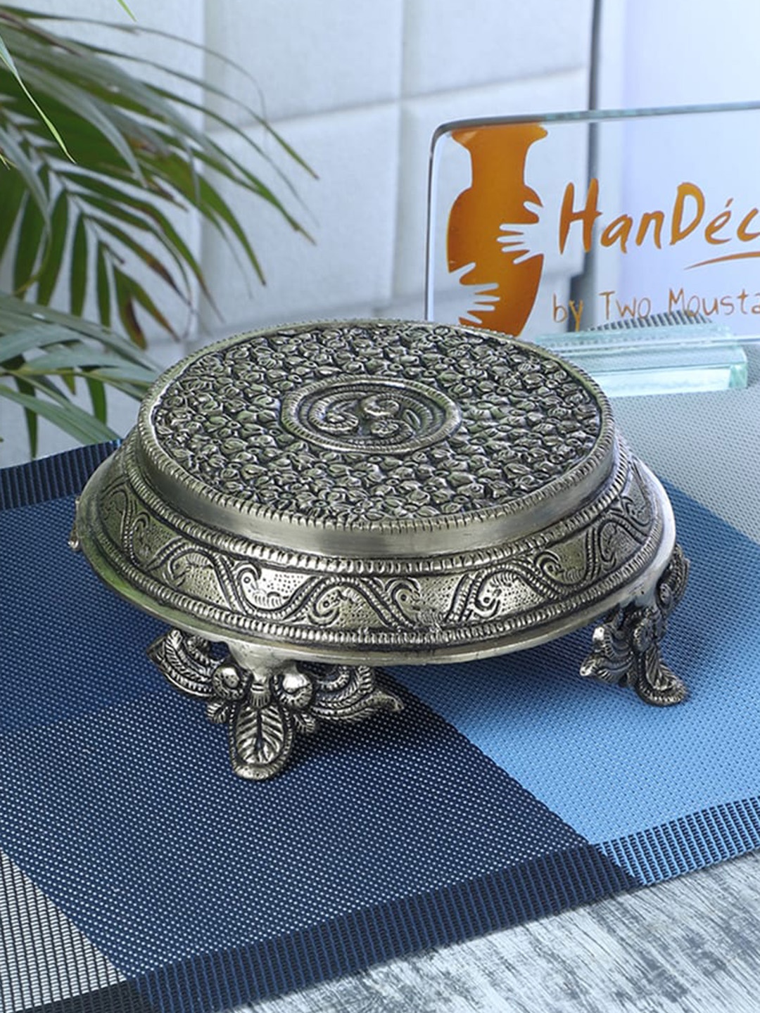 Two Moustaches Brown Textured Brass Pooja Chowkie, Gold