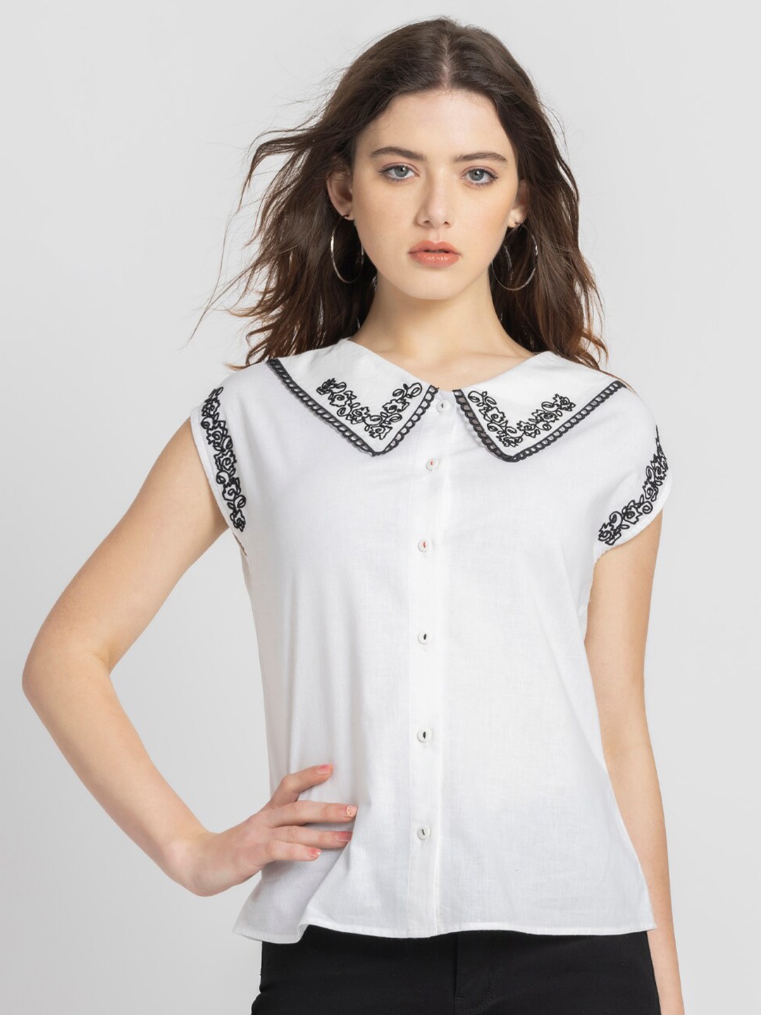 

SHAYE Peter Pan Collar Extended Sleeves Cotton Shirt Style Top, White