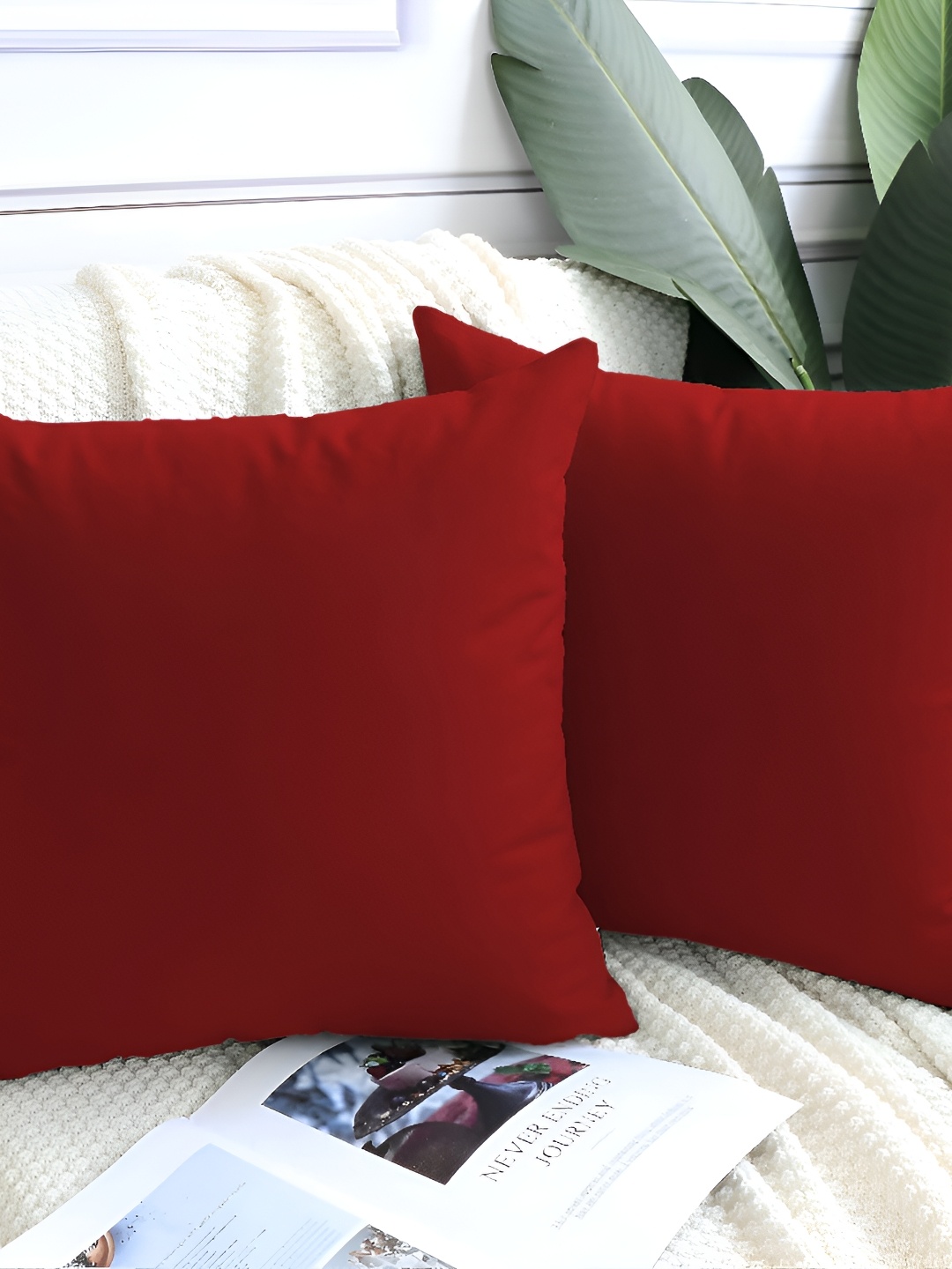 

DADDY COOL Maroon 2 Pieces Velvet Filled Cushions With Cover