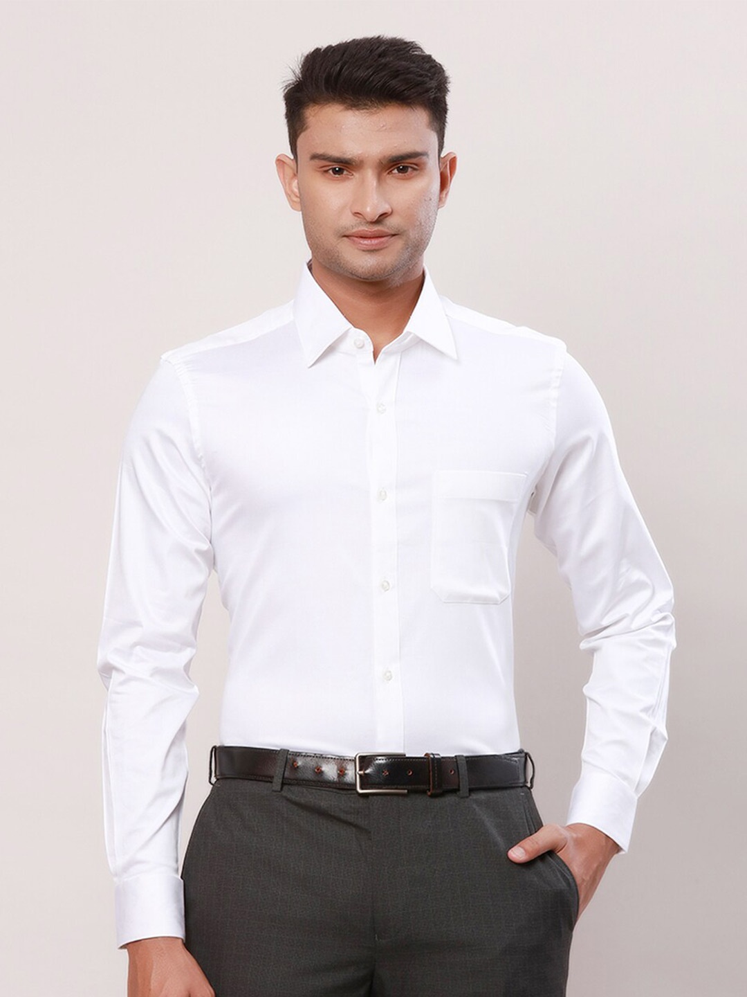 

Raymond Spread Collar Contemporary-Fit Cotton Formal Shirt, White
