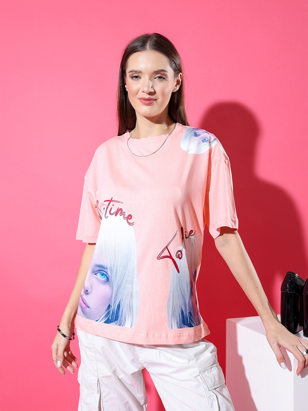 

Stylecast X Hersheinbox Graphic Printed Drop Shoulder Sleeve T-shirt, Pink