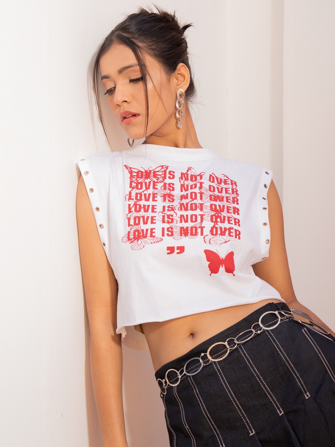 

Stylecast X Hersheinbox Printed Cotton Boxy Sleeveless Crop Top, White