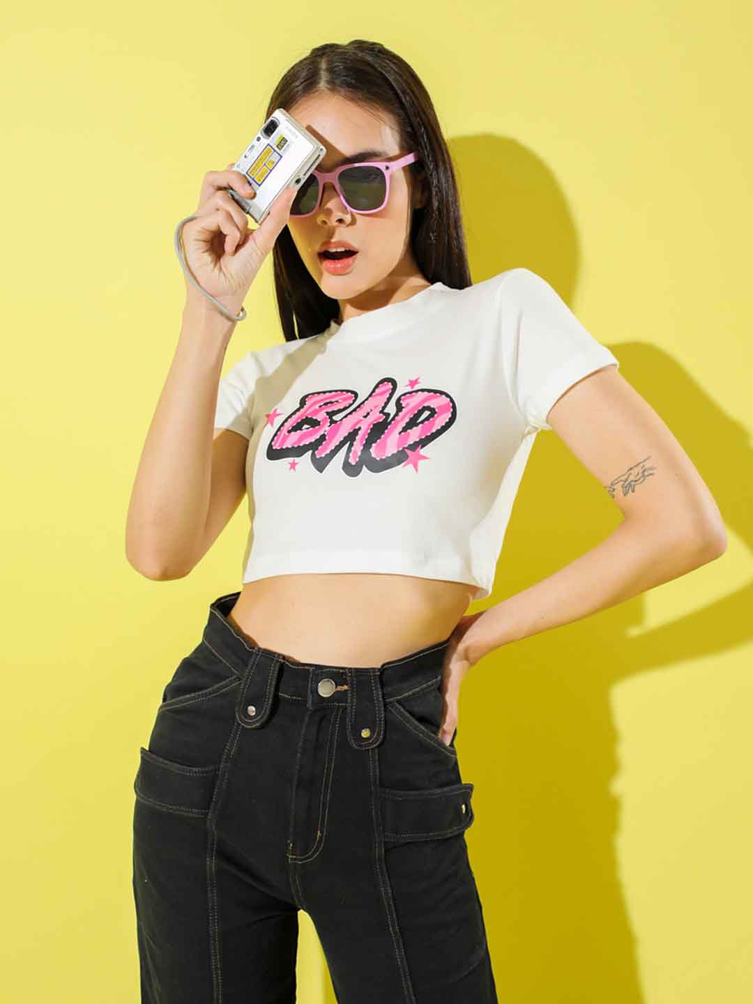 

Stylecast X Hersheinbox Women Typography Printed Crop T-shirt, White