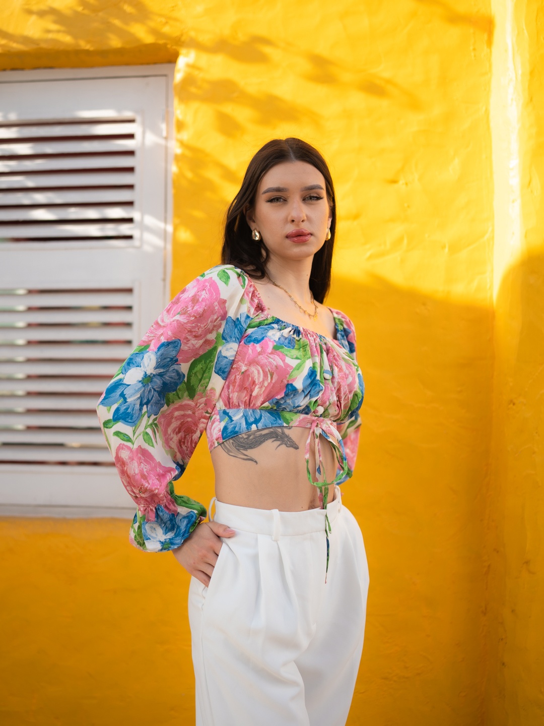 

Stylecast X Hersheinbox Floral Print Bell Sleeve Blouson Crop Top, Multi