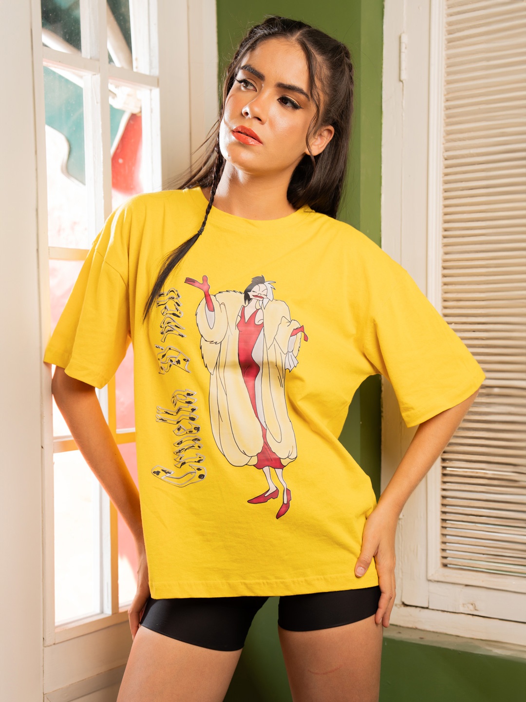 

Stylecast X Hersheinbox Printed Drop-Shoulder Sleeves Pure Cotton Relaxed T-shirt, Yellow