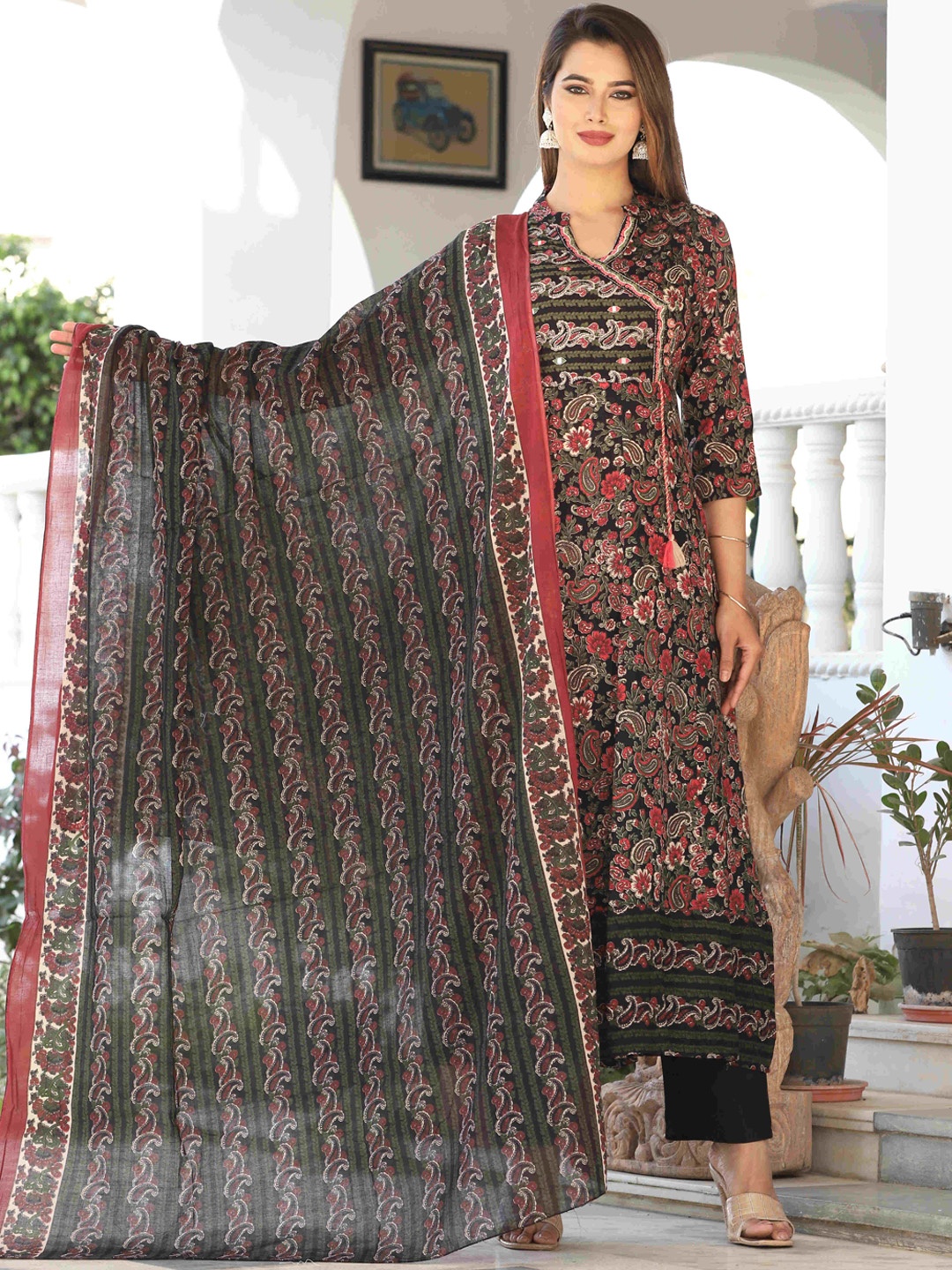 

DARVIKAA COLLECTION Floral Printed Angrakha Anarkali Kurta With Trousers & Dupatta, Black