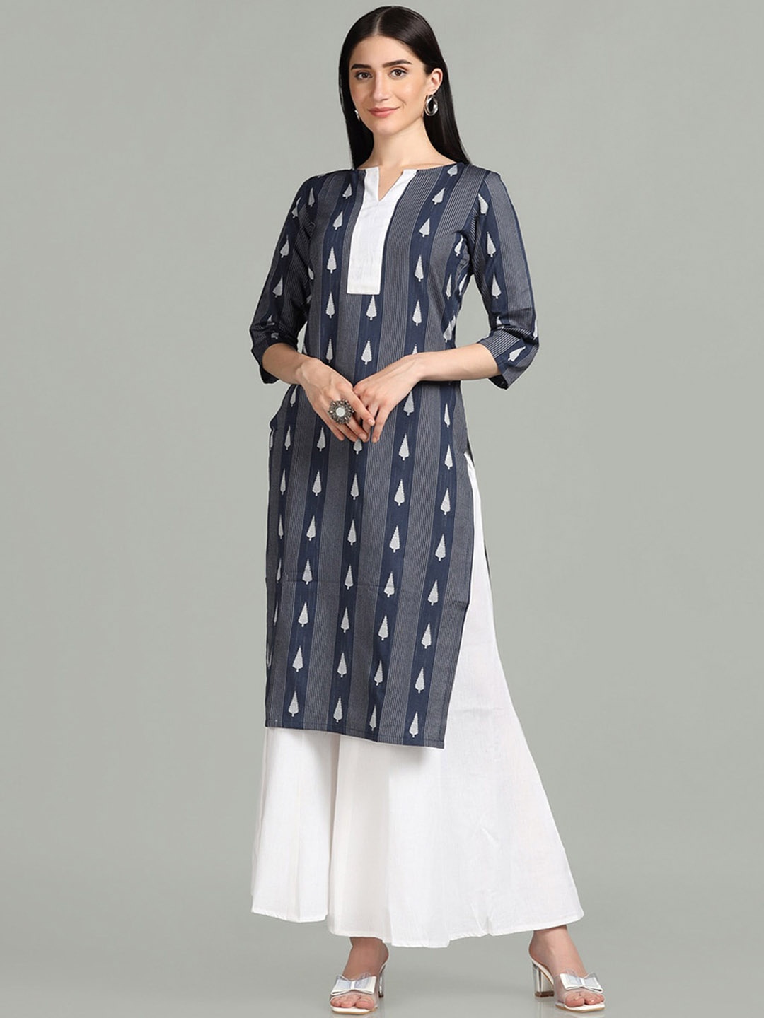 

Shaily Navy Blue Ethnic Motifs Woven Design Straight Kurta