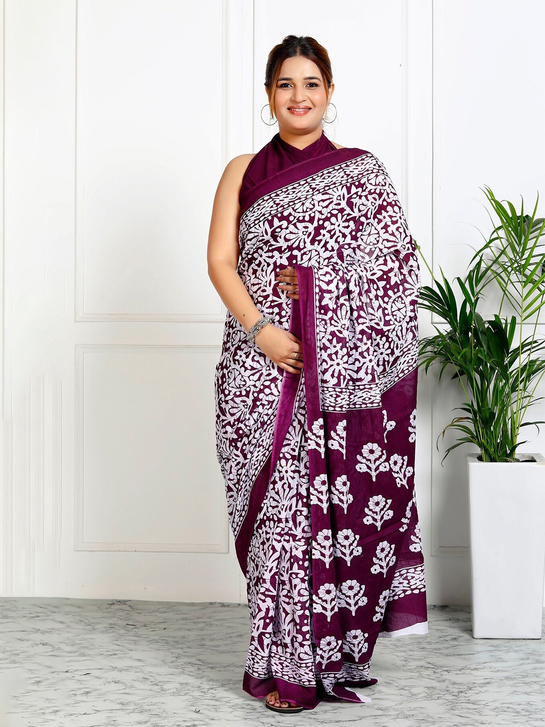 

JAIPURI BLOCK PRINT Floral Pure Cotton Ikat Saree, Maroon