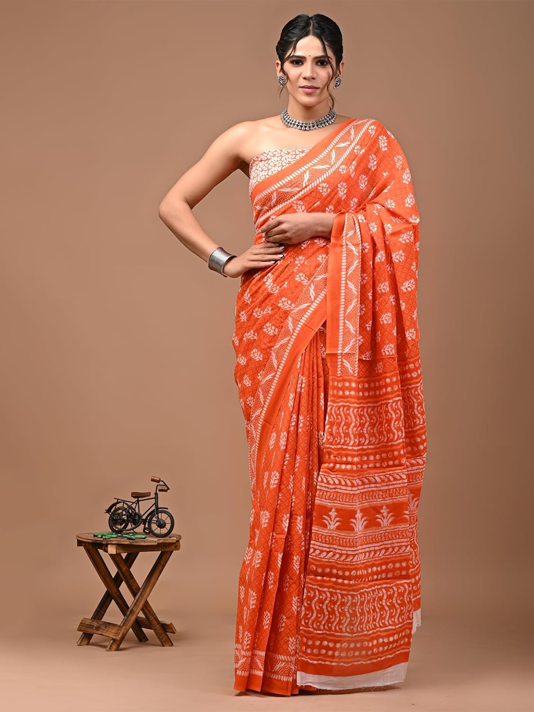 

JAIPURI BLOCK PRINT Floral Pure Cotton Bagru Saree, Orange