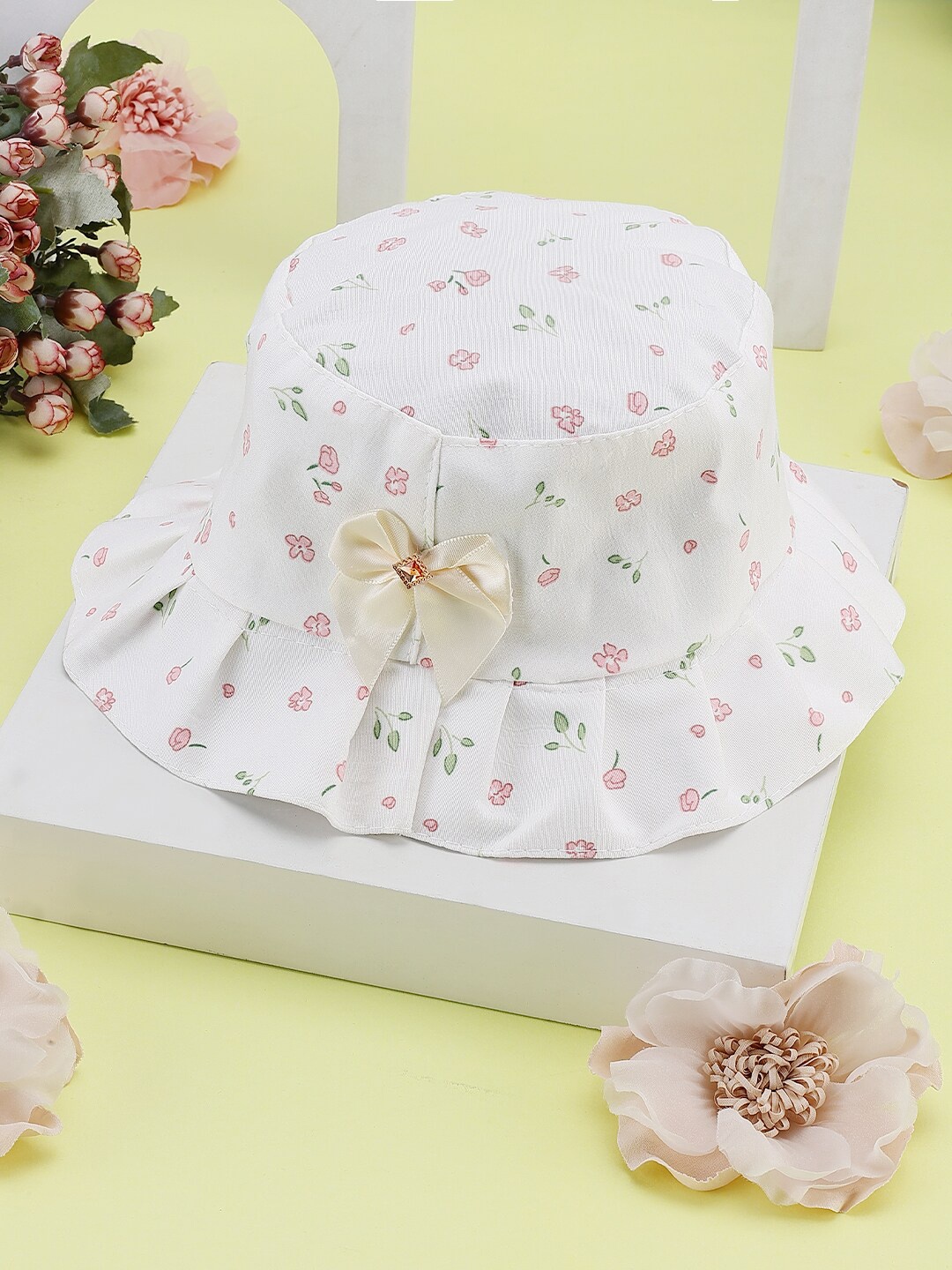 

PASSION PETALS Girls Printed Cotton Bucket Hat, White