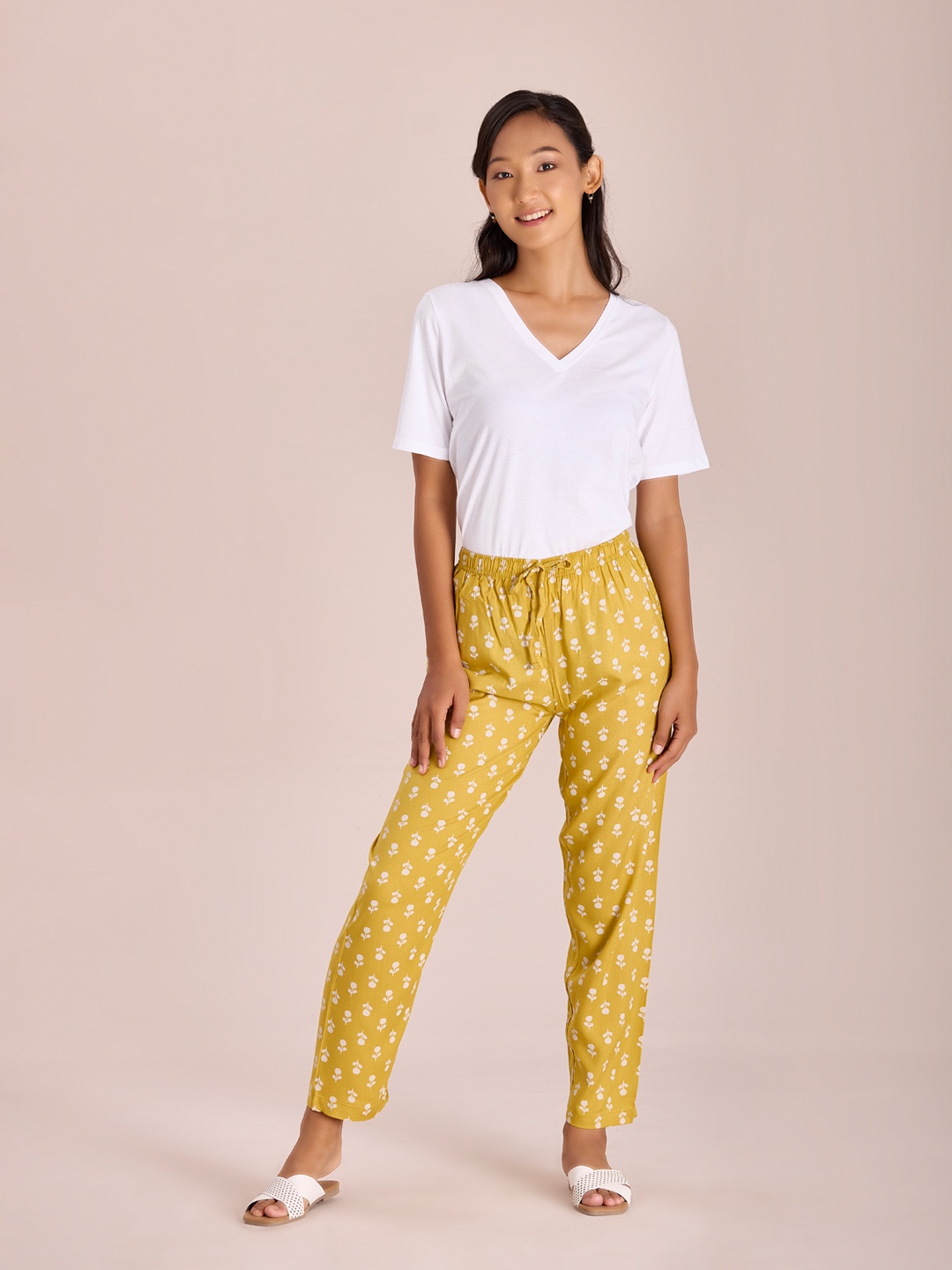 

Go Colors Women Printed Relaxed-Fit Lounge Pants, Yellow