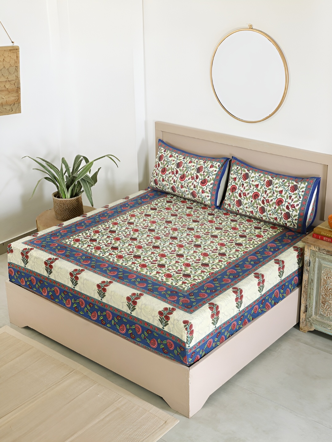 

Aura Green & Red Floral 120 TC Cotton Queen Bedsheet With2 Pillow Covers