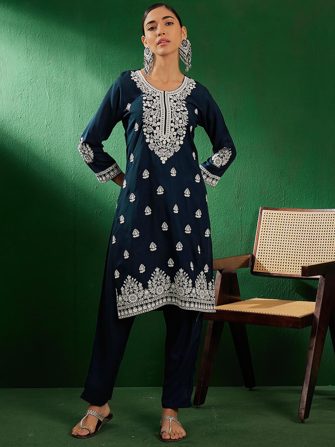 

Sangria Teal Blue Floral Embroidered Thread Work Kurta & Trousers