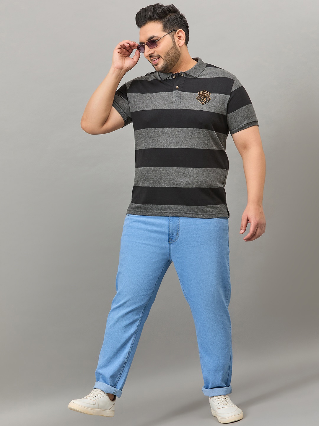

AUSTIVO Colourblocked Cotton Polo Collar Short Sleeves Applique Plus Size T-shirt, Grey