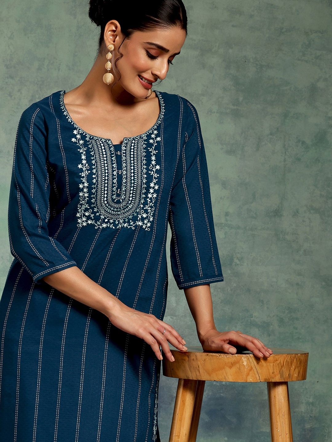 

Libas Round Neck Yoke Design Thread Work Dobby Kurta, Blue