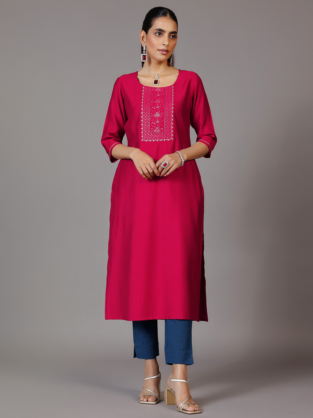 

Libas Round Neck Yoke Design Three Quarter Sleeves Thread Work Kurta, Pink