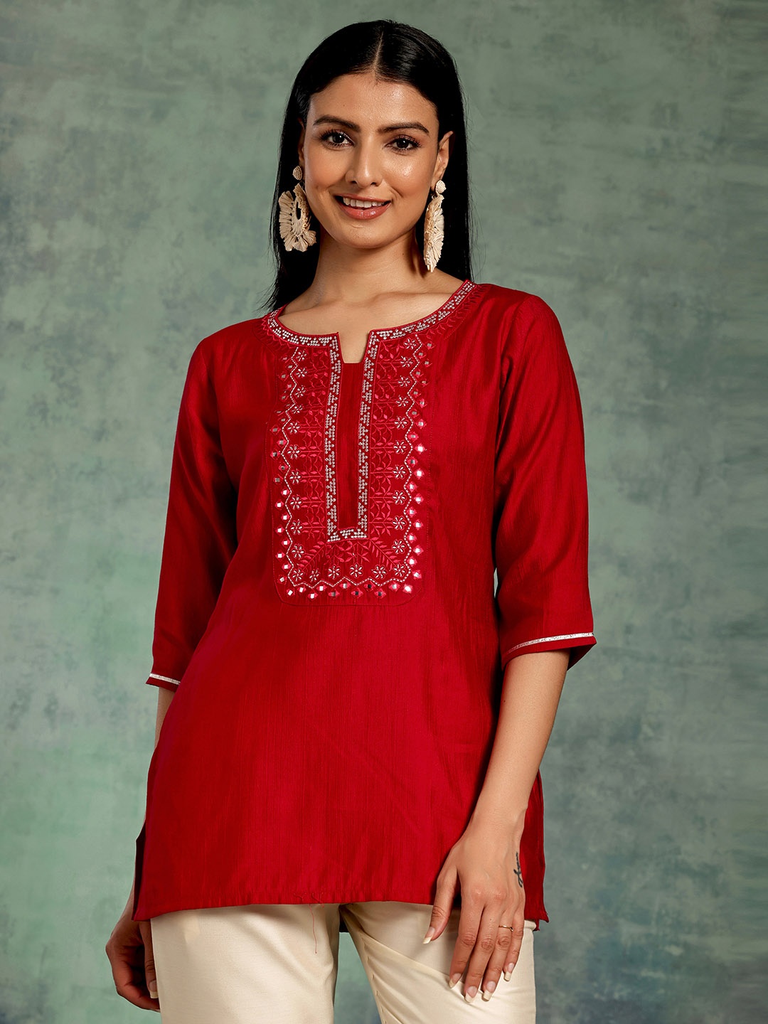

Libas Floral Embroidered Yoke Design Straight Kurti, Pink