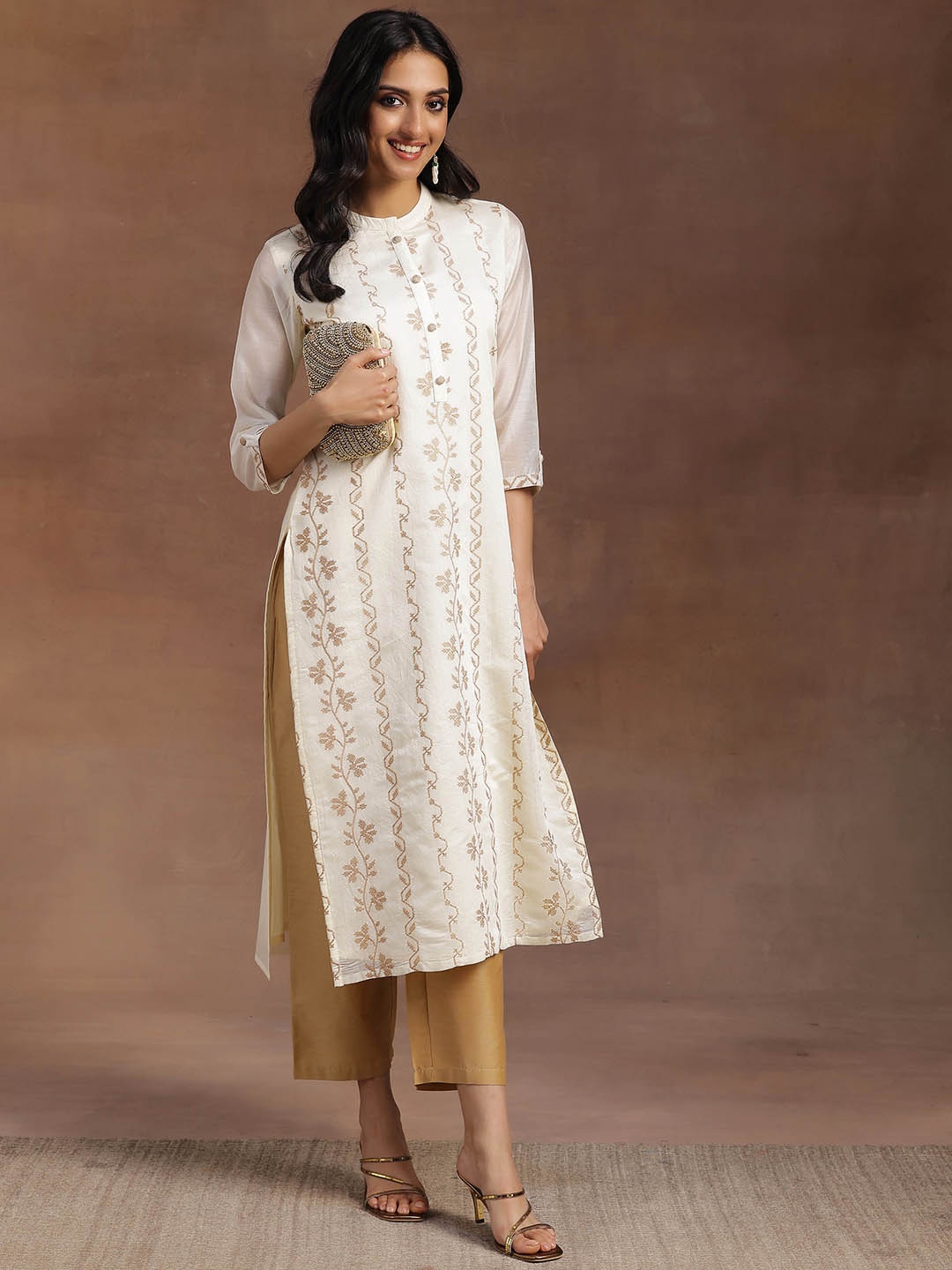 

Libas Mandarin Collar Three Quarter Sleeves Thread Work Straight Kurta, Off white