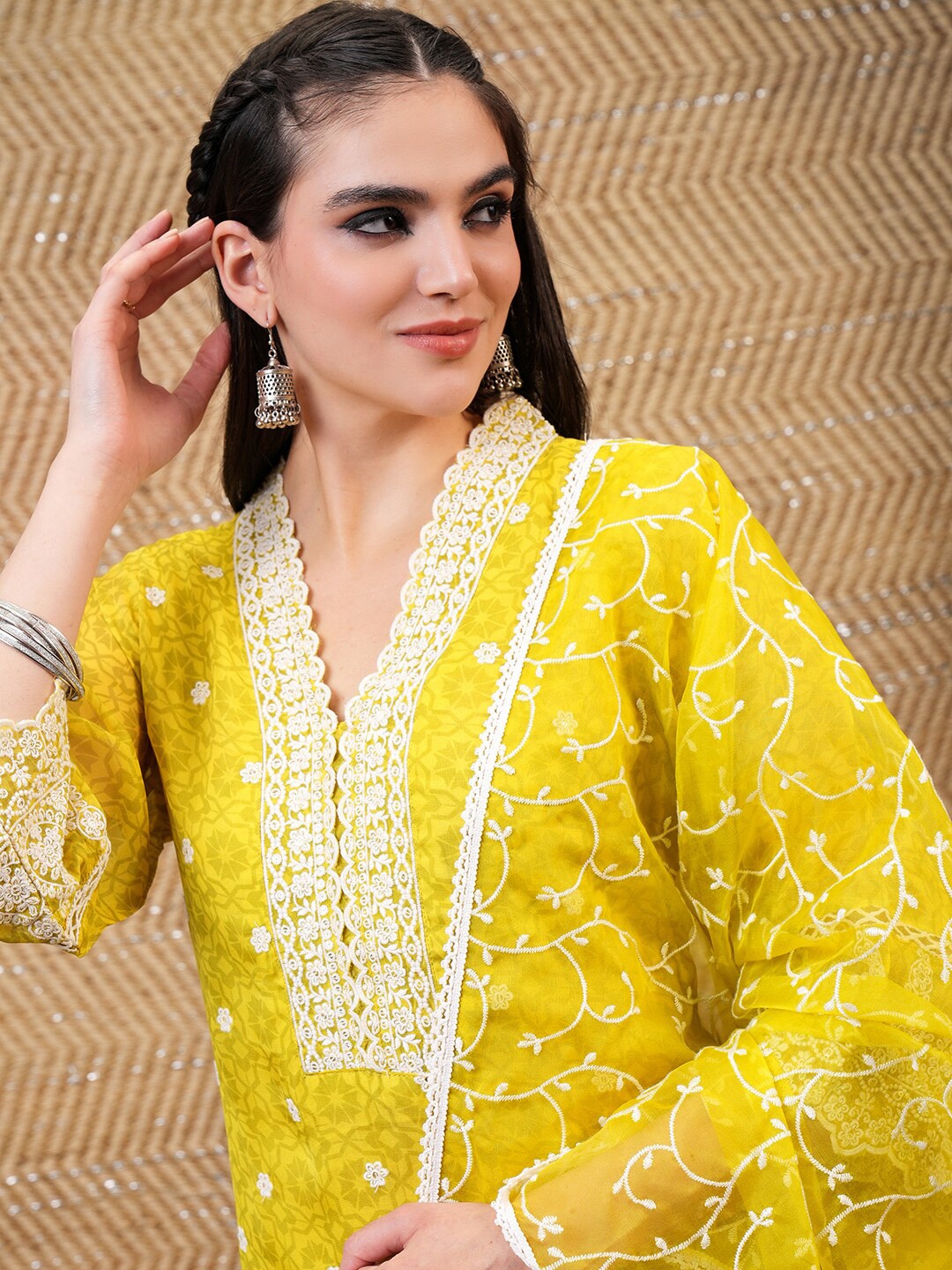 

Vishudh Embroidered V-Neck Kurta With Trousers & Dupatta, Lime green
