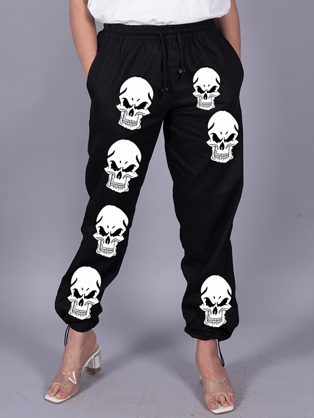 

VYVE Women Relaxed Printed Mid-Rise Regular Fit Jogger Trouser, Black