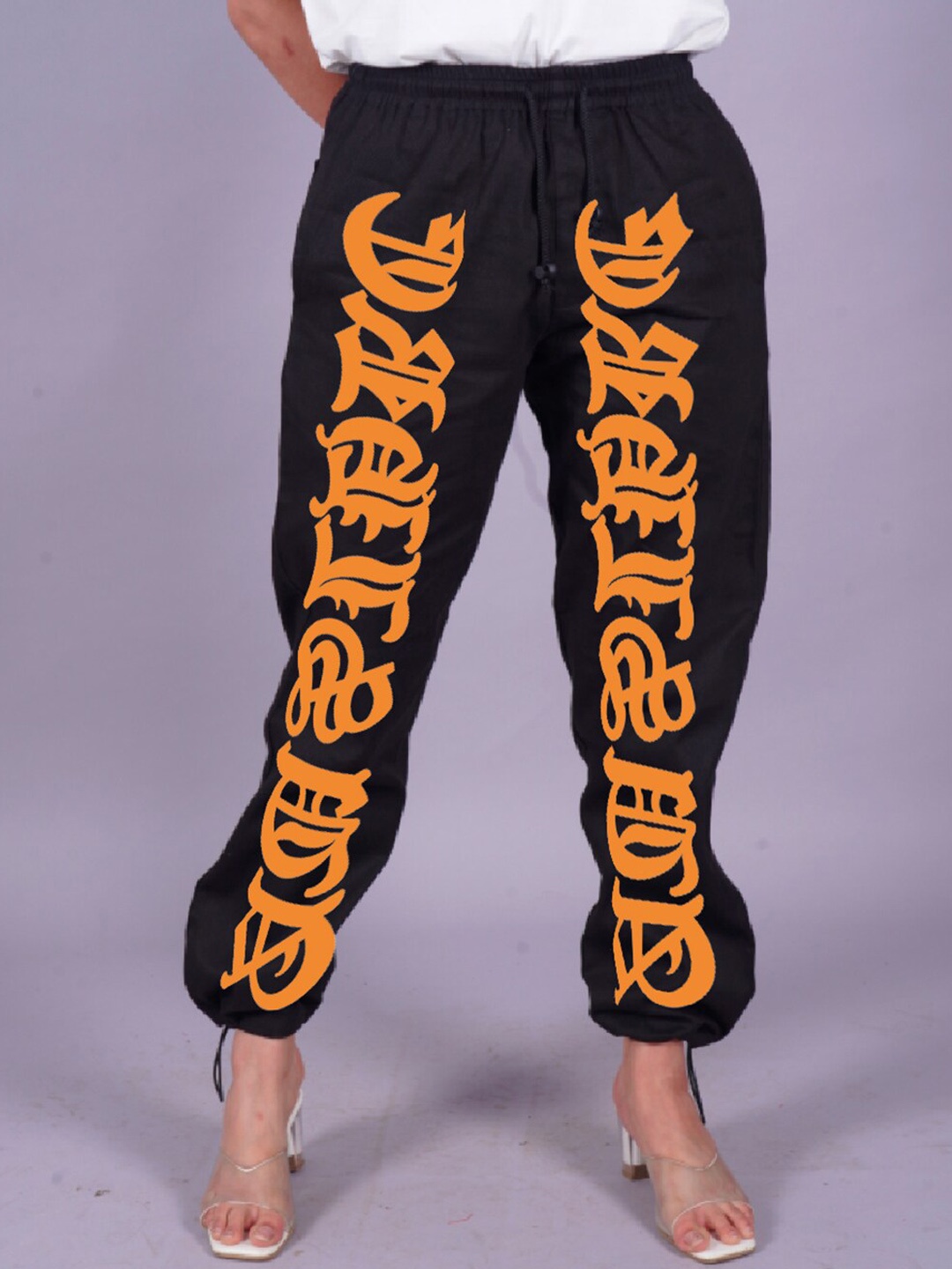 

VYVE Women Relaxed Printed Mid-Rise Regular Fit Jogger Trouser, Black