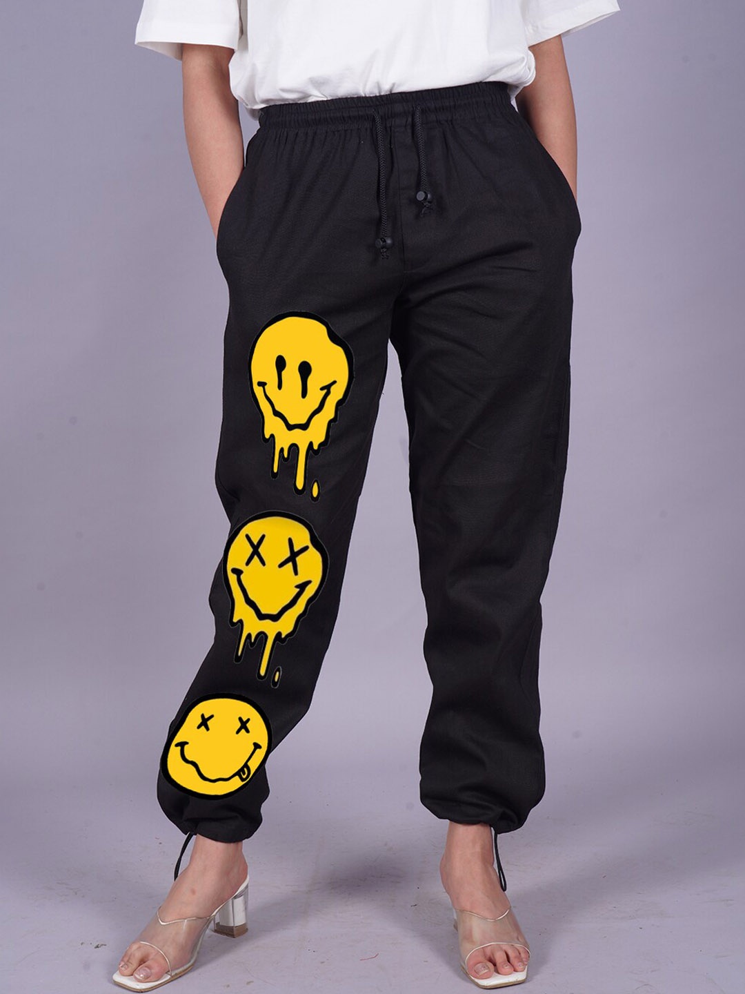 

VYVE Women Relaxed Printed Mid-Rise Regular Fit Jogger Trouser, Black