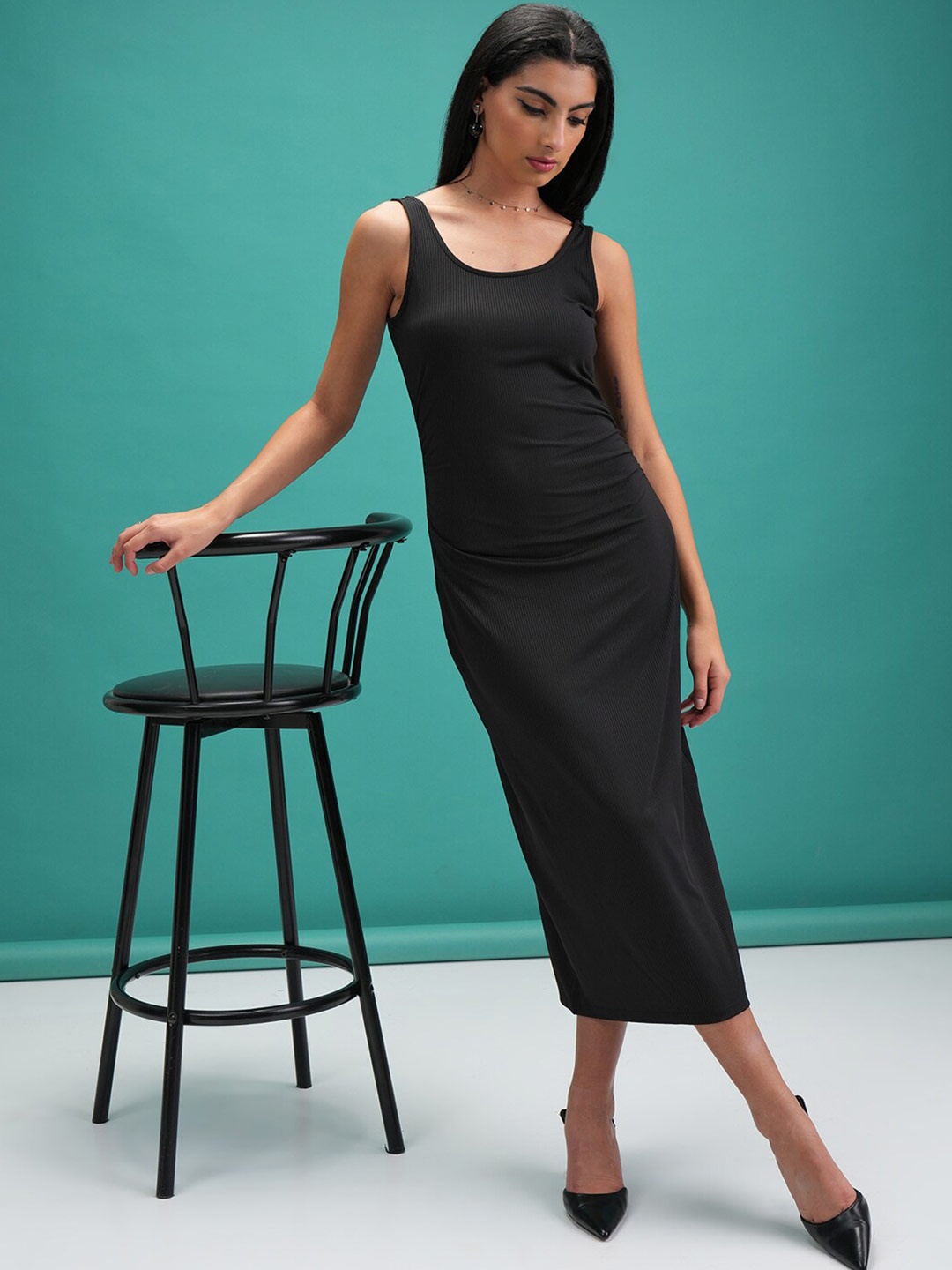 

Tokyo Talkies Black Shoulder Straps A-Line Midi Dress