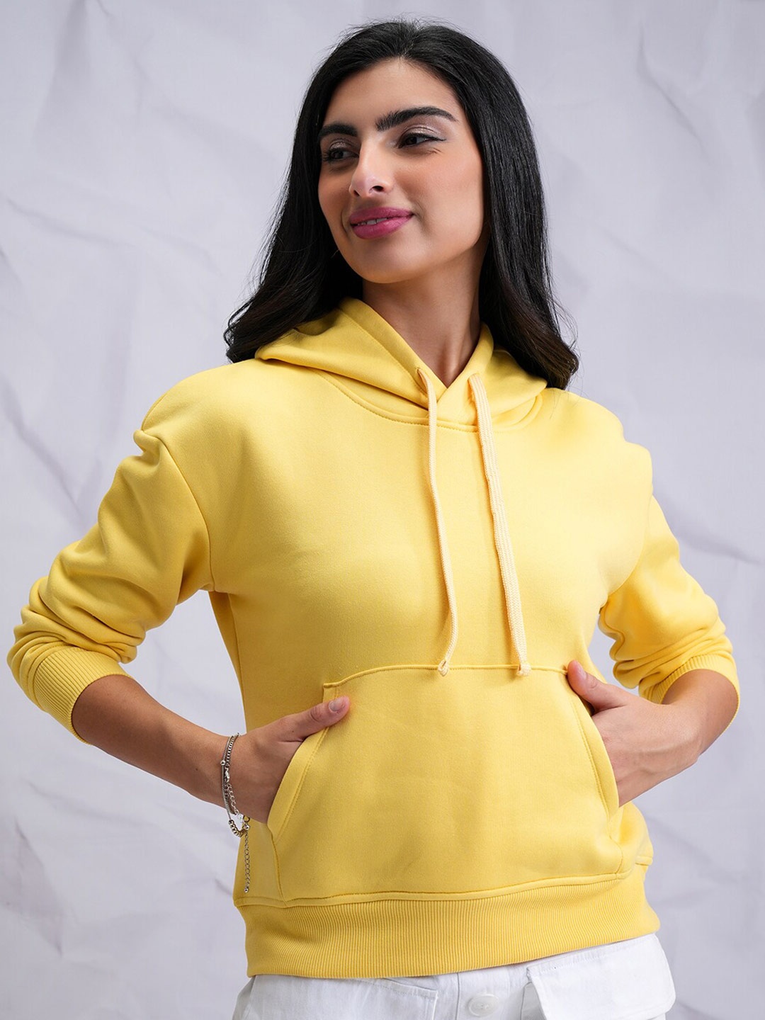 

Tokyo Talkies Yellow Relaxed Hooded Pullover Sweatshirt