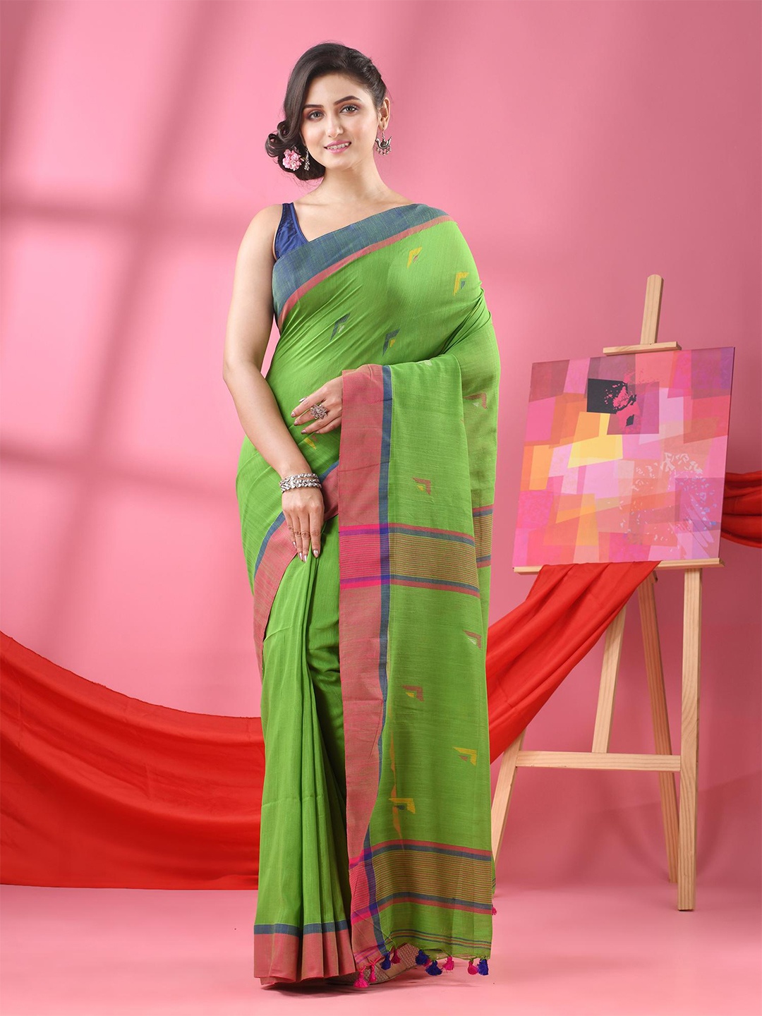 

Angoshobha Abstract Woven Design Pure Cotton Saree, Green