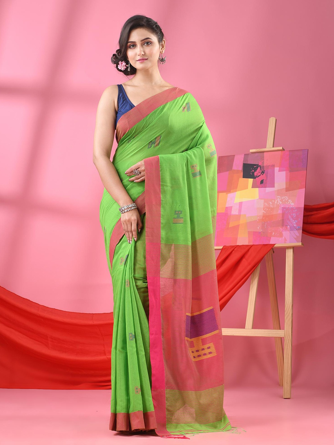 

Angoshobha Geometric Woven Design Saree, Green