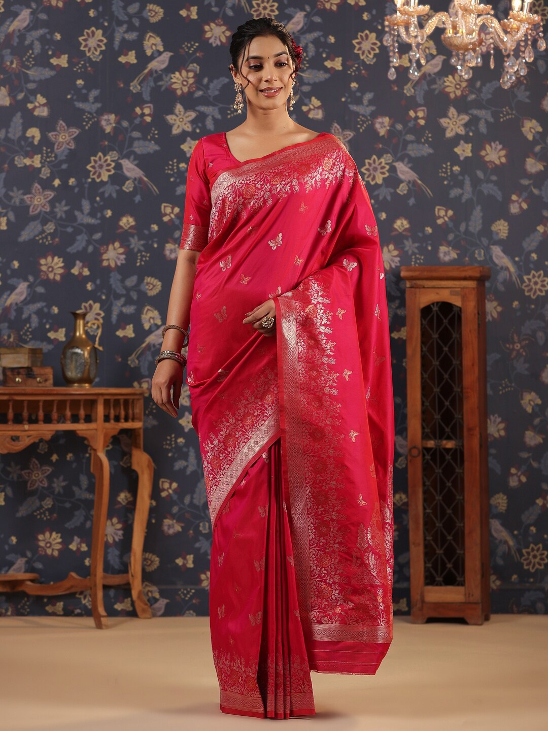 

House of Pataudi Ethnic Woven Design Banarasi Saree, Pink