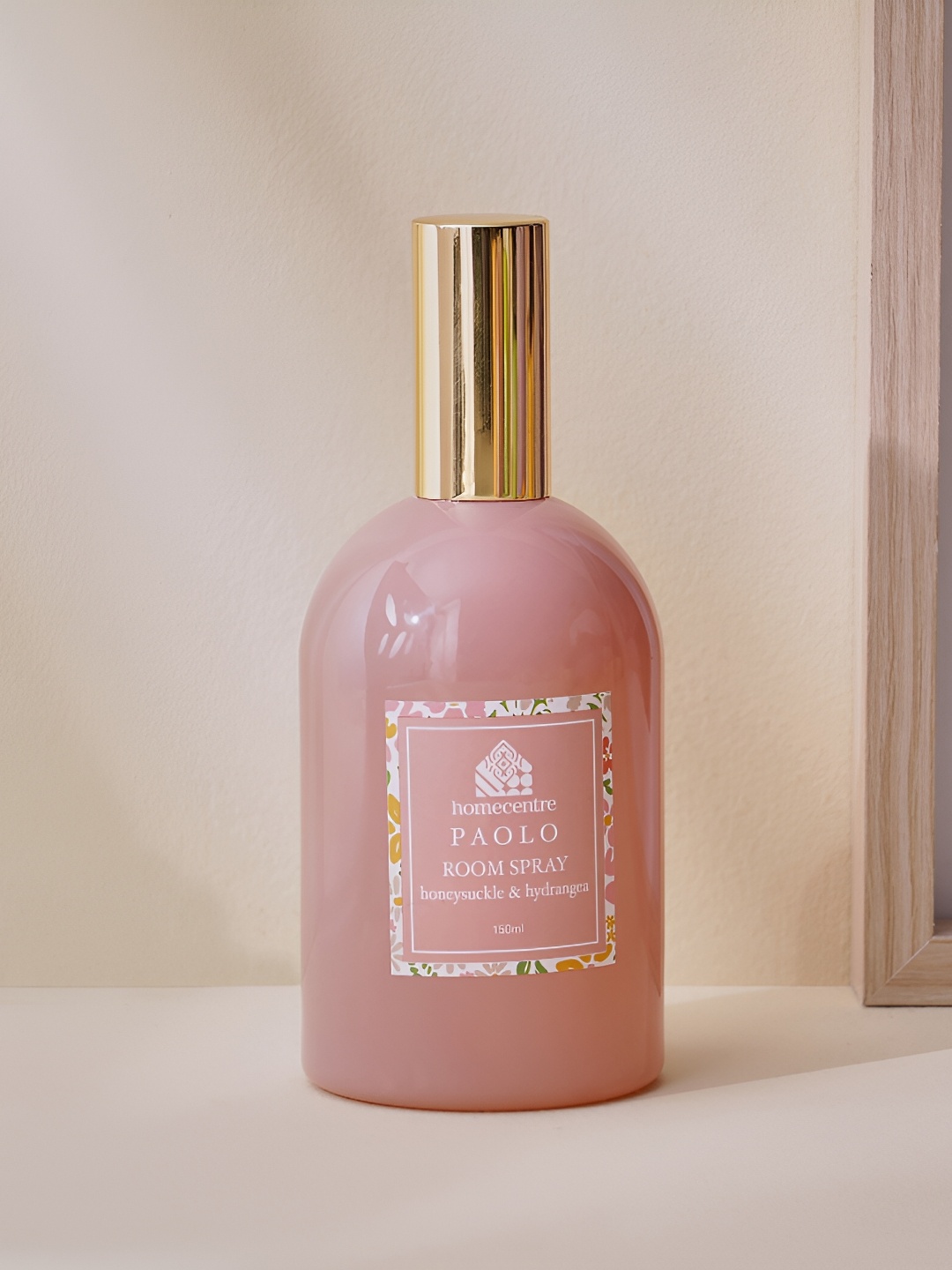

Home Centre Paolo Pink Honeysuckle & Hydrangea Room Spray 150ml