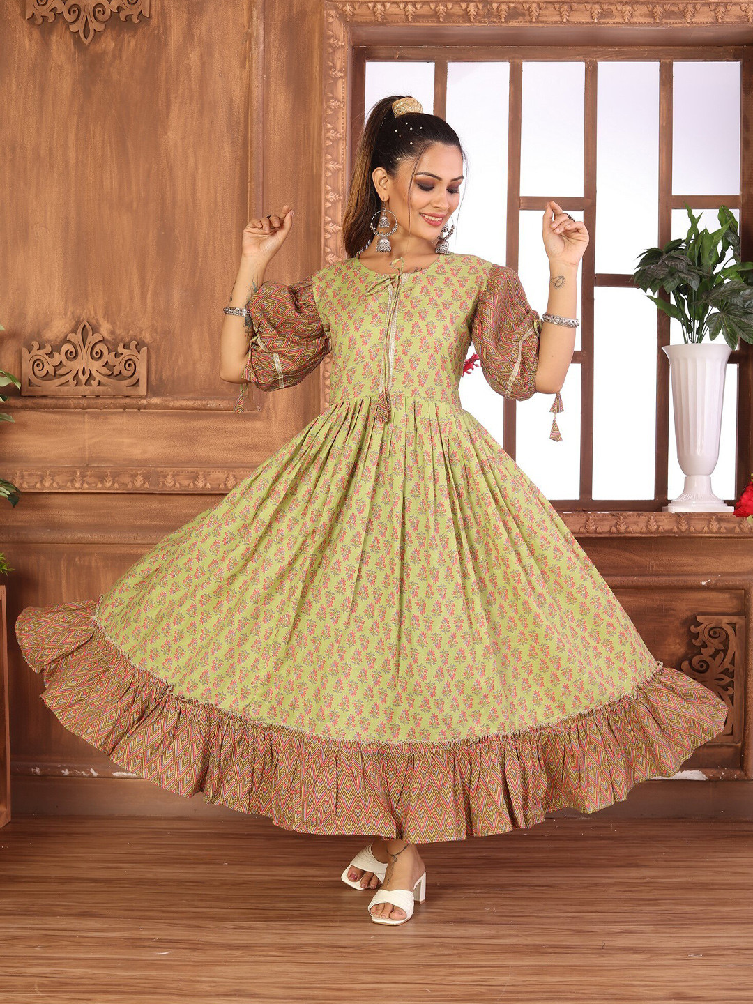 

HETVI CREATION Printed Cotton Fit & Flare Maxi Dress, Green