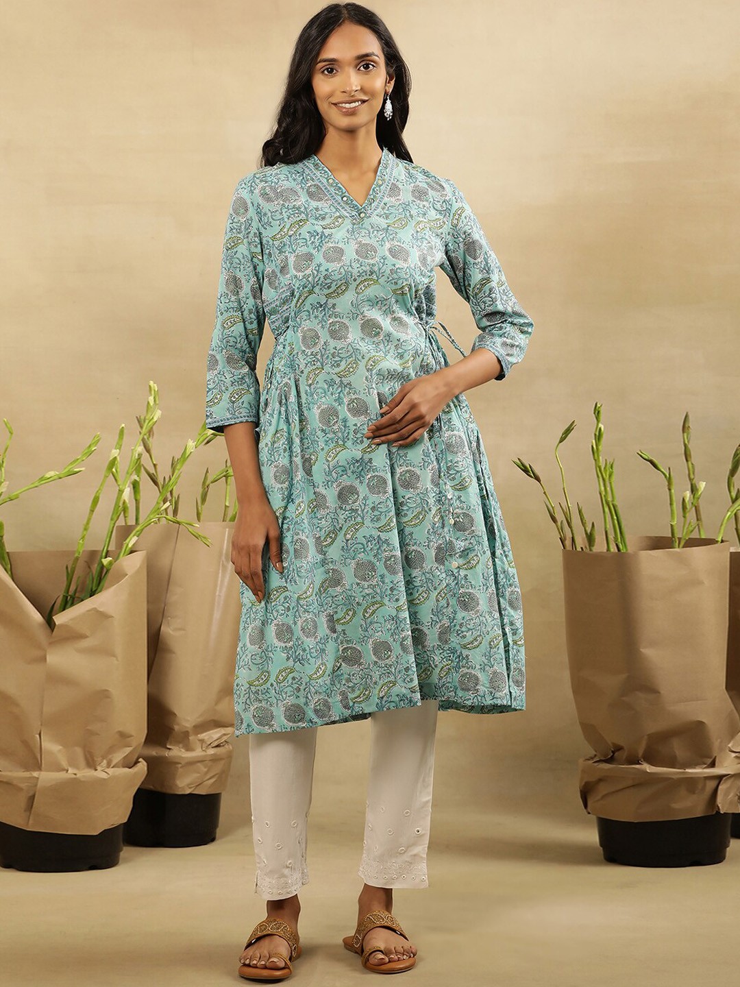 

W Women Floral Printed Flared Sleeves Cotton A-Line Kurta, Blue