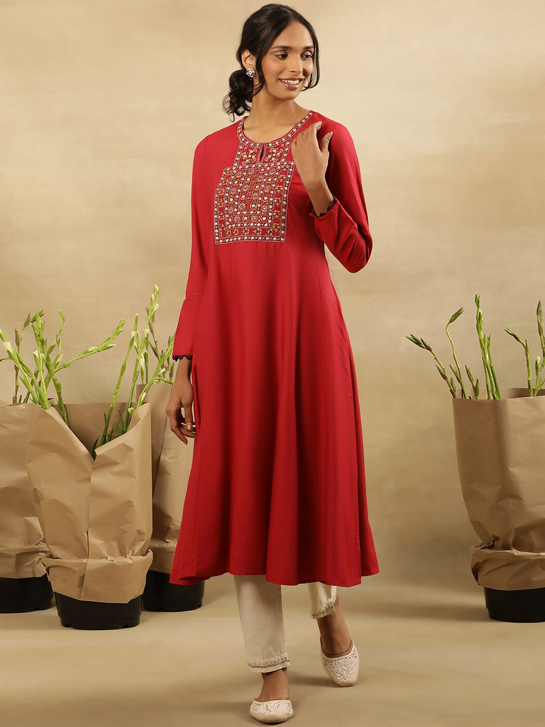 

W Ethnic Motifs Yoke Design Keyhole Neck Thread Work Pure Cotton A-Line Kurta, Red