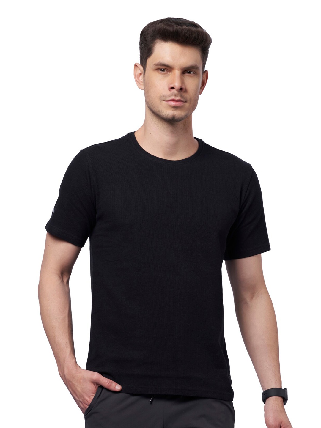

DOMIN8 Round Neck Short Sleeves Regular Fit T-shirt, Black