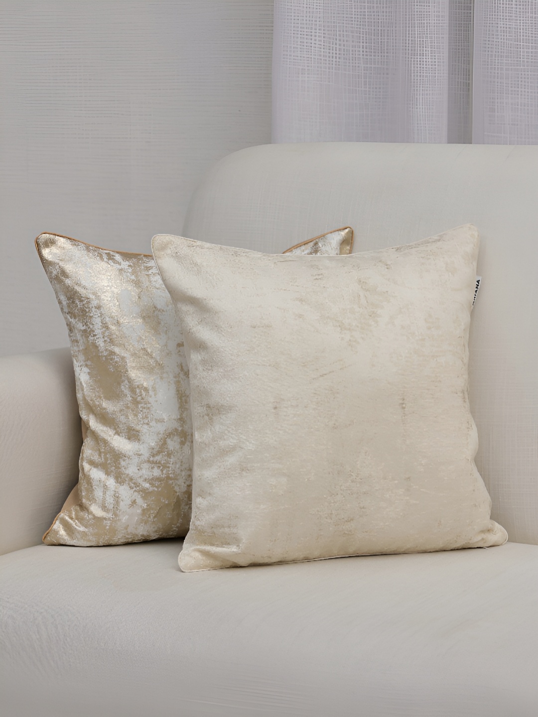 

Ariana Beige & White 2 Pieces Square Cushion Covers