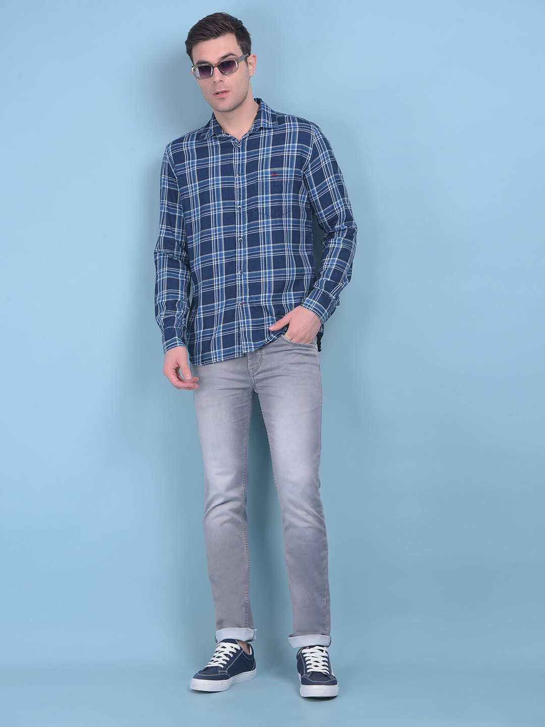 

Crimsoune Club Classic Slim Fit Tartan Checks Opaque Cotton Casual Shirt, Navy blue