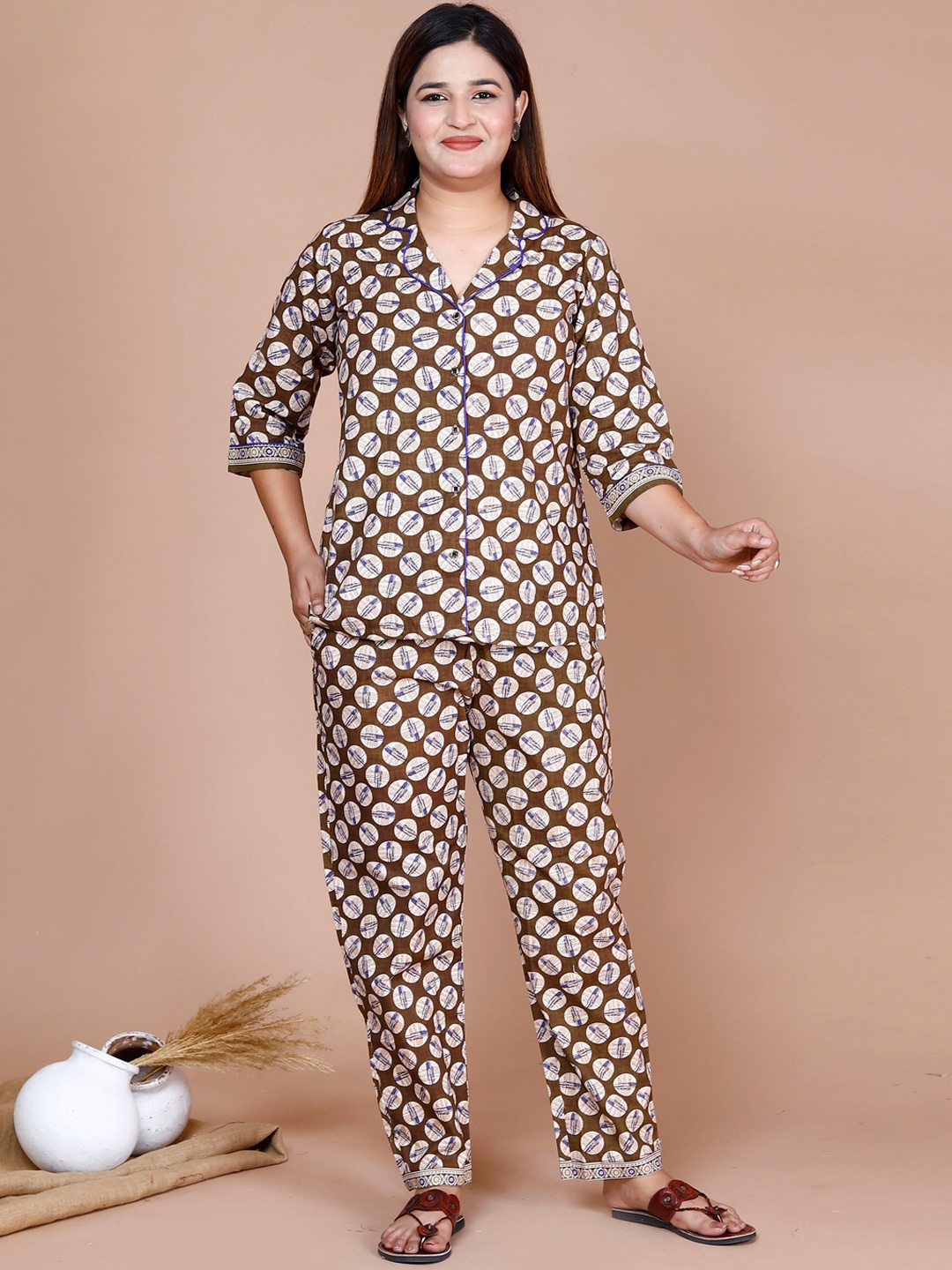 

SP DESIGNS Geometric Printed Pure Cotton Night suit, Brown
