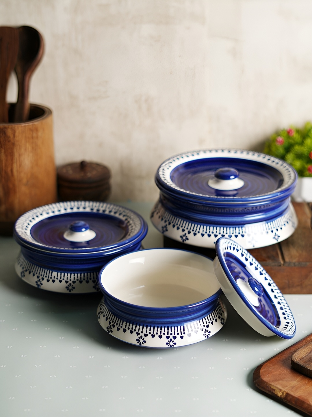 

CDI Blue & White 3Pcs Printed Ceramic Glossy Dishwasher And Microwave Safe Bowls