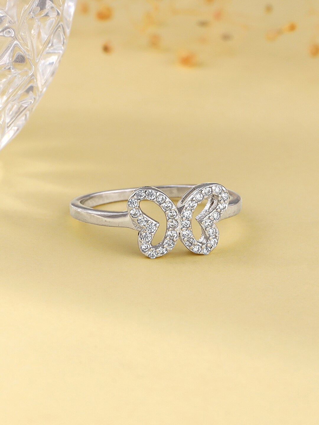 

GIVA 925 Sterling Silver Rhodium-Plated CZ Studded Finger Ring