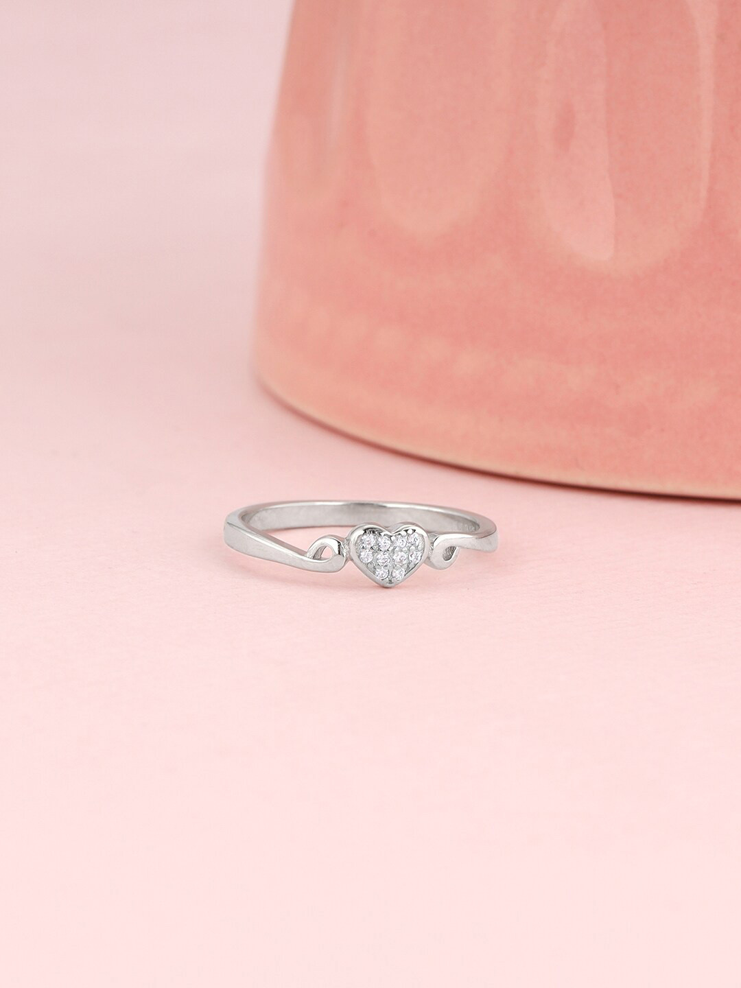 

GIVA 925 Sterling Silver Rhodium-Plates CZ-Studded Finger Ring